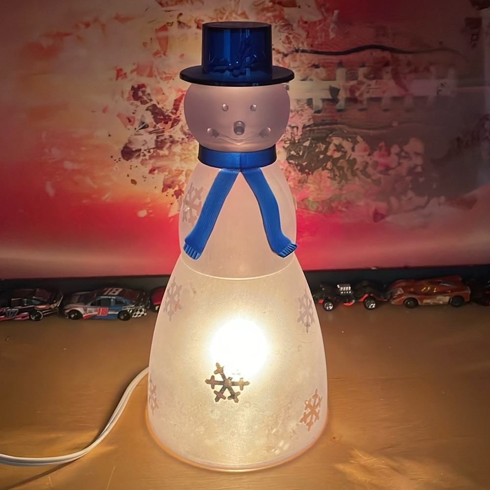 Frosted Snowman Lamp